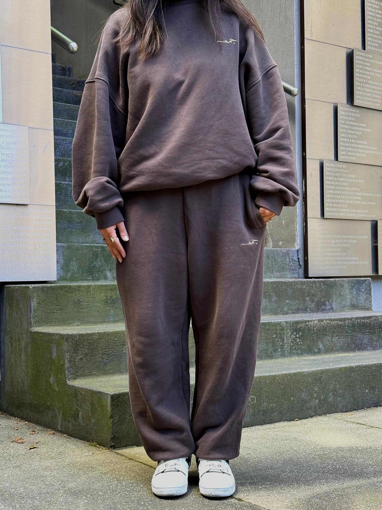 Urdu Mockneck Sweatshirt in Coffee
