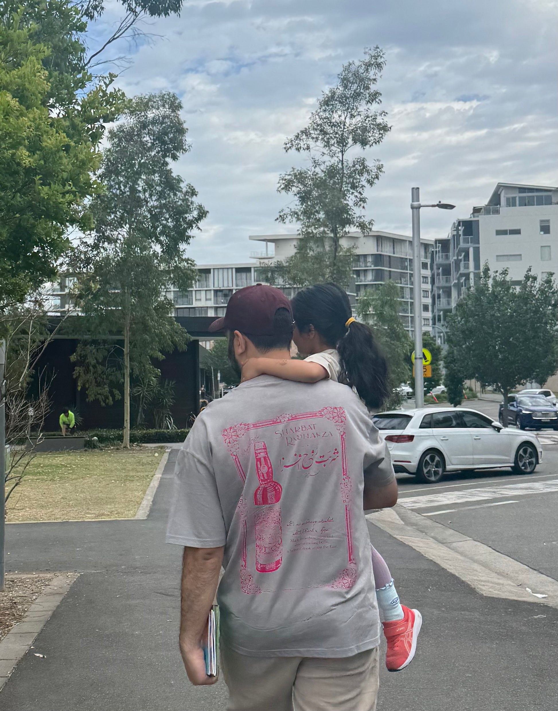 (PRE-ORDER) Rooh Afza t-shirt - Unisex